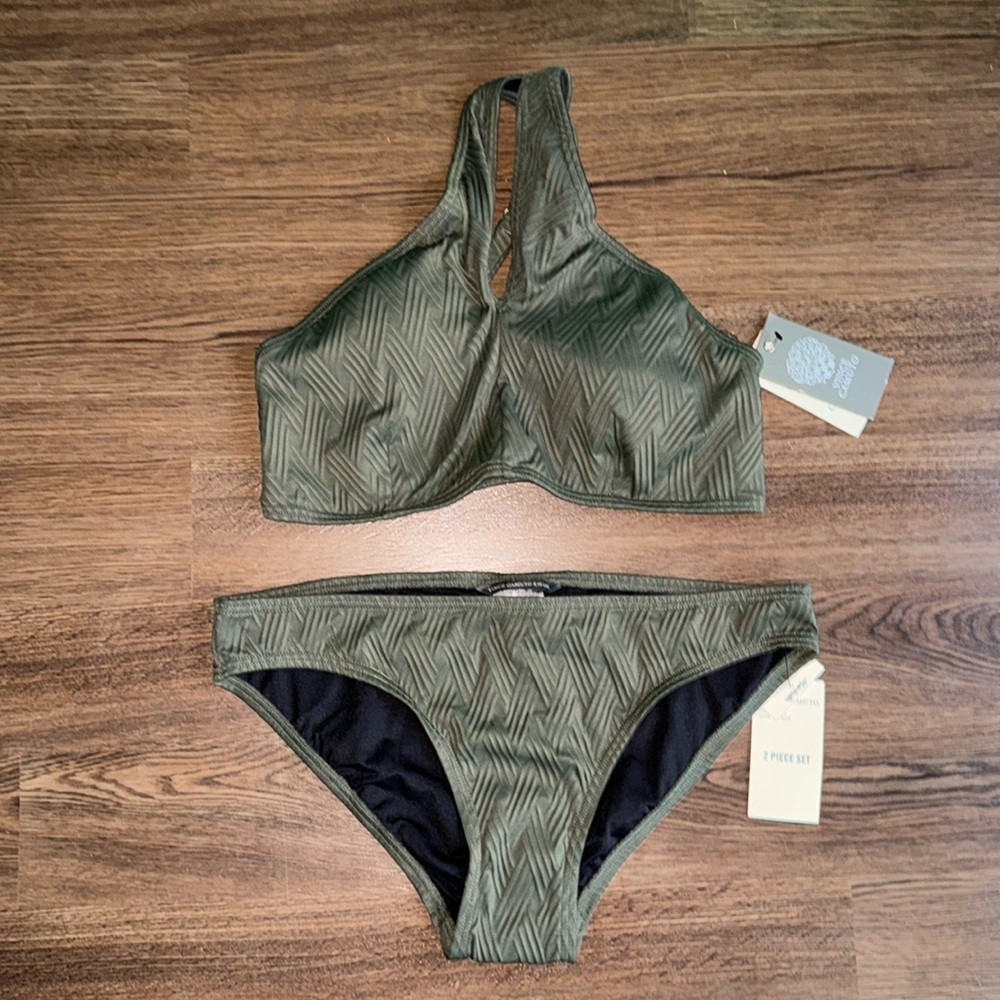 Vince Camuto 2 pice bikini NWT